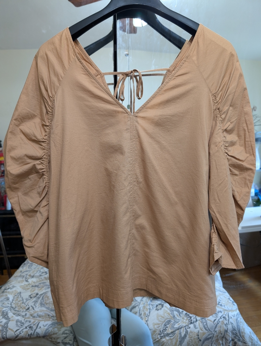 LOFT Camel Tie-Back V-Neck Ruched Sleeve Blouse